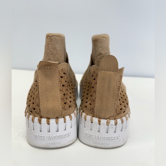 ILSE JACOBSEN Tan and White Tulip laser cut slip on sneakers size 39/8.5-9US - Picture 7 of 8